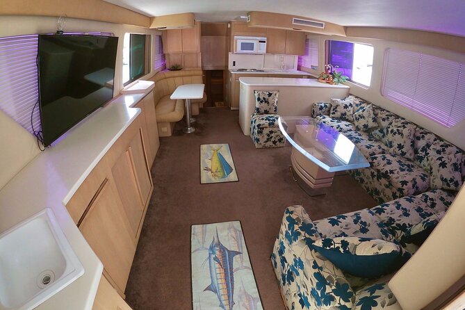 Biggest Luxury Yacht Boat Best in Cancun up to 28 Pax - Cruise and Snorkeling at Isla Mujeres