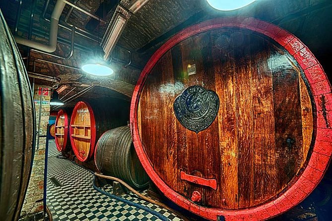 Budapest Tuk Tuk Tour With House of the Unicum Distillery Visit - Unicum Distillery Experience