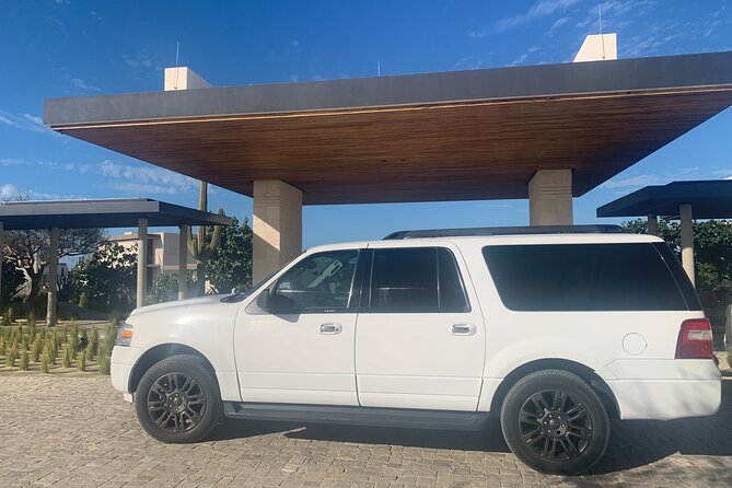 Cabo Private Transportation to Cabo - Ideal for Families and Groups