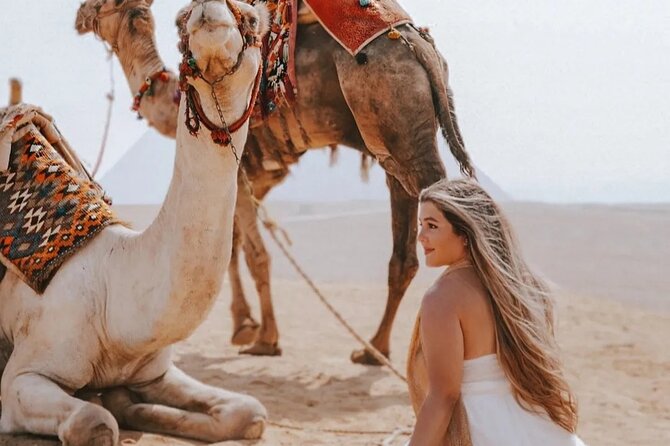Cairo Layover Giza Pyramids & Sphinx With Private Tour Guide - Pickup and Meeting Details