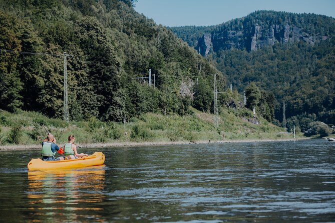 Canoeing on the Elbe River From Děčín to Schmilka - Safety Considerations