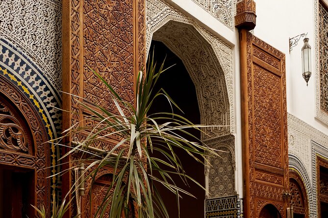Casablanca & Rabat Full Day Cultural Private Tour - Tips for Travelers