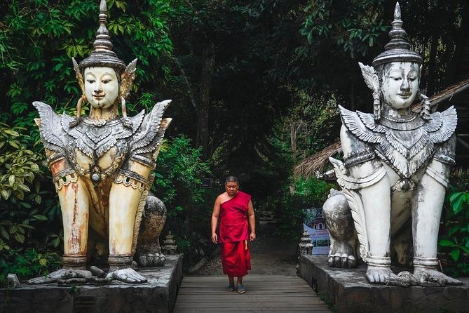 Chiang Mai RED TUK TUK City Tour: Famous View Point, Attractions & Doi Suthep - Pickup Information