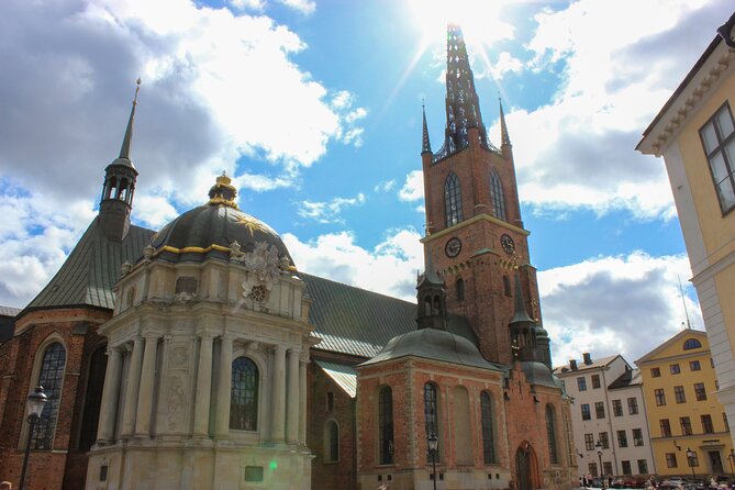 City Hall, Old Town & Vasa Museum - All-In-1 Guided Experience - Accessibility and Confirmation Information