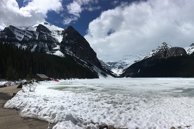 Day Hike in Lake Louise - Meeting Point