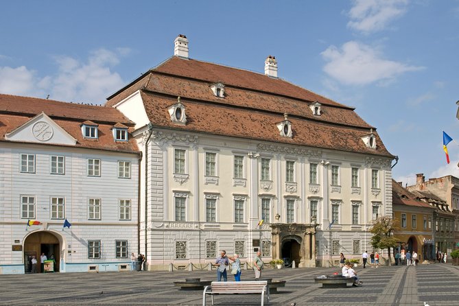 Day Trip to Sibiu and Fagaras Fortress From Bucharest - Customer Reviews and Experiences