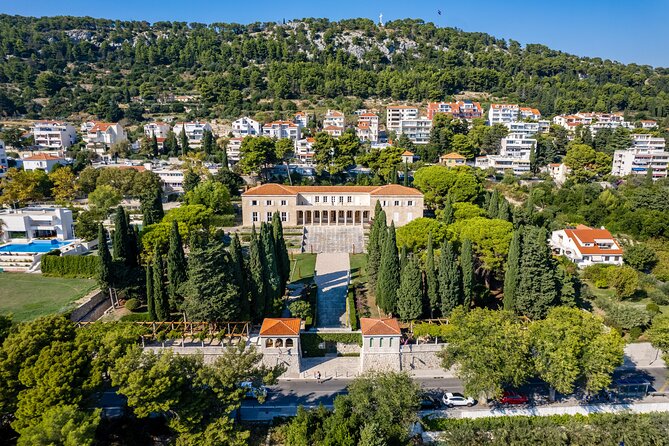 Diocletians Palace Small Group Tour in Split - Explore Diocletians Palace