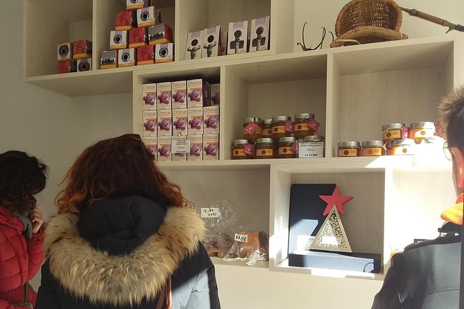 Discover Montalcino Through Its Best Productions: Brunello & Saffron!! - Accessibility and Participation
