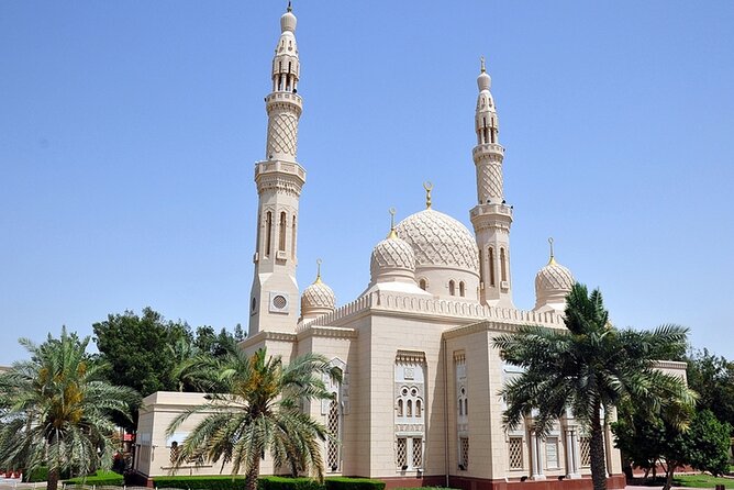 Dubai Full Day Tour With Entry Ticket to Burj Khalifa at the Top - Exploring Al Bastakiya Quarter