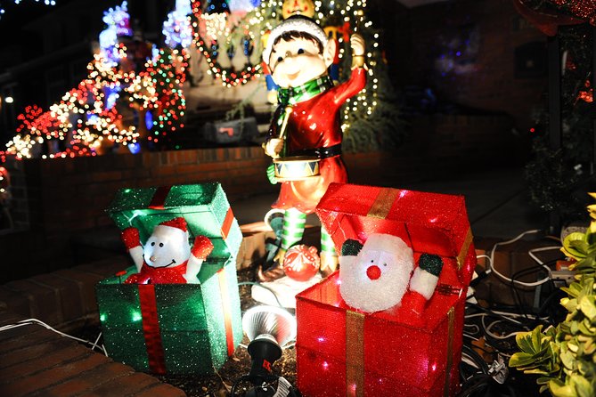 Dyker Heights Christmas Lights Express Bus From Times Square - Exploring Dyker Heights