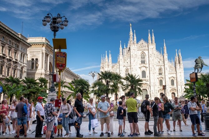 Elevated Ecstasy: Duomo Discovery & Rooftop Marvels! - Exploring the Duomo Complex