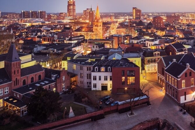 Enschede Self-Guided Scavenger Hunt Tour  - Netherlands - Navigating the Scavenger Hunt Tasks