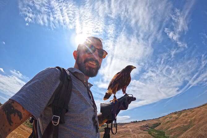 Falconry Experience in Tuscany - Suitability and Accessibility