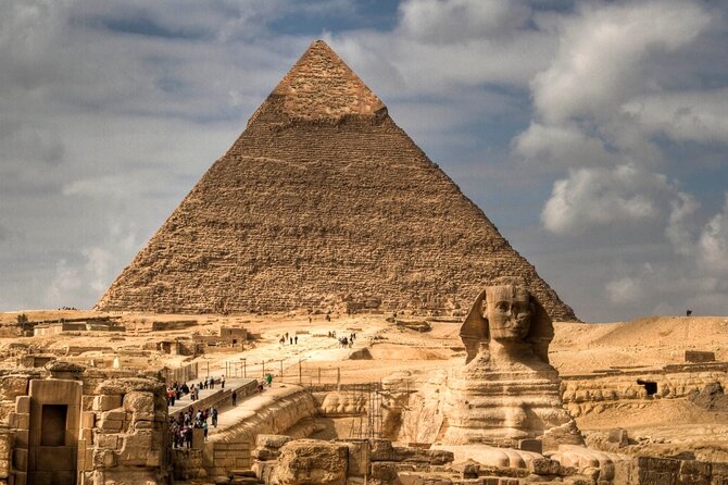 Full Day All Inclusive Private Tour to Giza Pyramids With Lunch - Visitor Tips