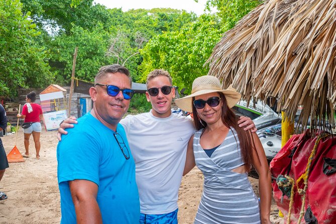 Full Day Tour to 4 Rosario Islands With Snorkeling and Plankton in Cartagena - Practical Tips for Travelers