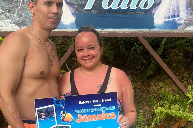 Full-Day Tour to the Blue Hole and Dunns River Falls - Transportation Details