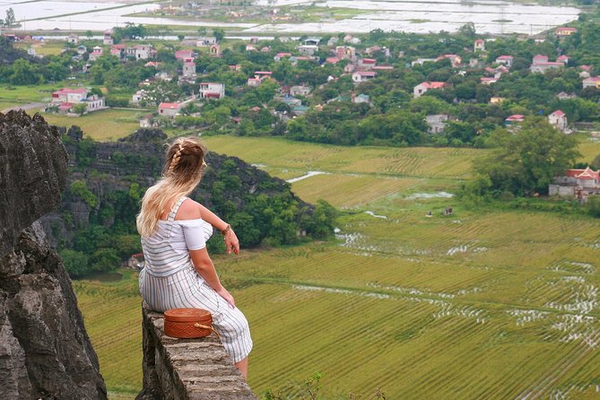 Full-Day Trang An, Hoa Lu and Mua Cave Tour With Lunch - Booking and Confirmation