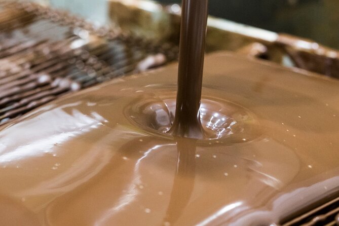 Full Edition: Mozartkugel & Chocolate Walking Tasting Class - Booking Confirmation and Gratuities
