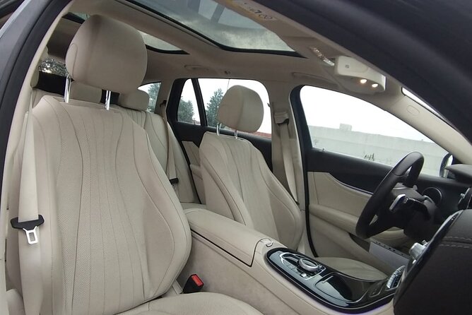 Genoa Airport (GOA) to Milan - Round-Trip Private Transfer - Important Considerations