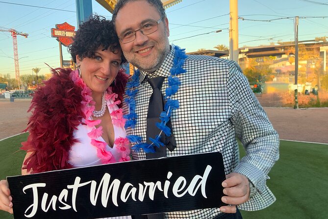 Get Married: Elvis Wedding + Las Vegas Sign + Photography - Accessibility and Special Accommodations