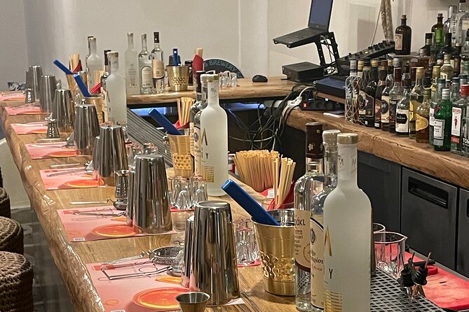 Greek Cocktail Experience in Santorini - Booking Confirmation and Accessibility