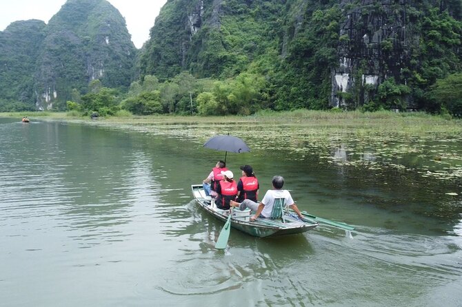 Guided Full Day Ninh Binh Small Group Tour by Limousine - Customer Experiences