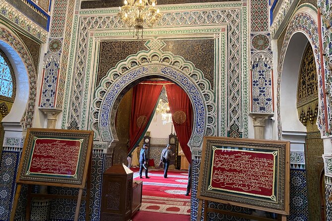 Half-Day Private Guided Walk Tour of the Old City - Engaging With the Local Culture