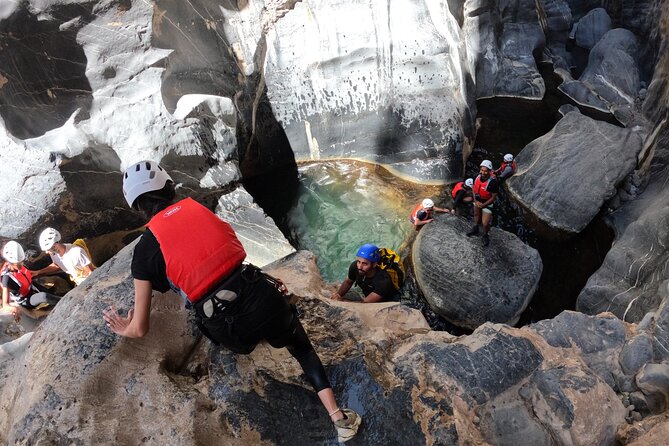 Half Day - Snake Canyon Adventure Tour in Jebel Shams - Cancellation and Booking Policies