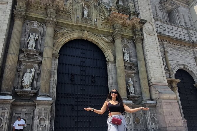 Historical City Tour of Lima, Miraflores and Catacombs - Exploring Limas Historical Landmarks