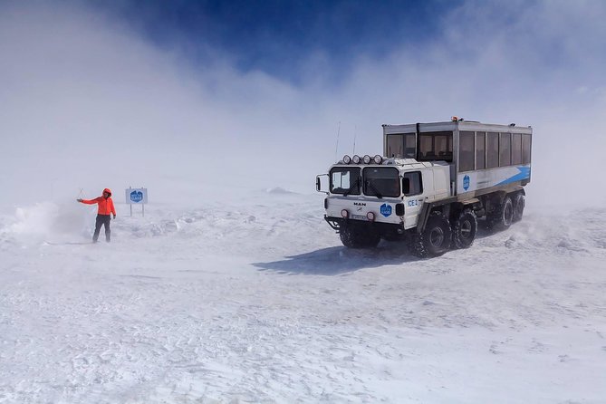 Into the Glacier, Hraunfossar & Barnafoss Waterfalls in a New Mercedes V-Class - Sum Up