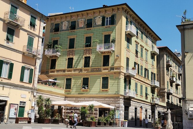 La Spezia-Musikwalk - 3 Hour City Walk With Italian Inspired Music - Discovering Local History and Culture