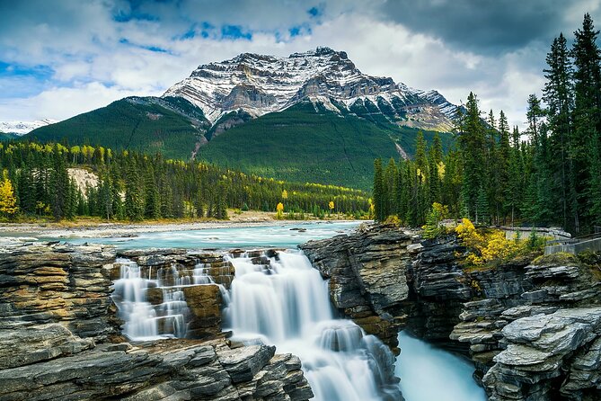 Lake View Full Day Tour-Moraine Lake, Lake Louise and Emerald - Booking Information