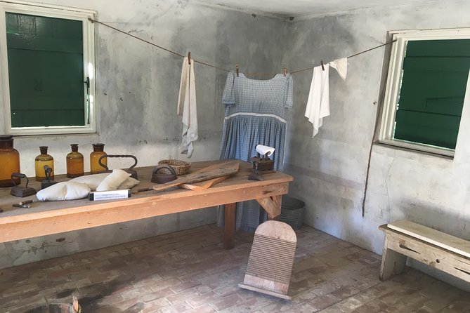 Laura Plantation Tour With Transportation - Accessibility Details