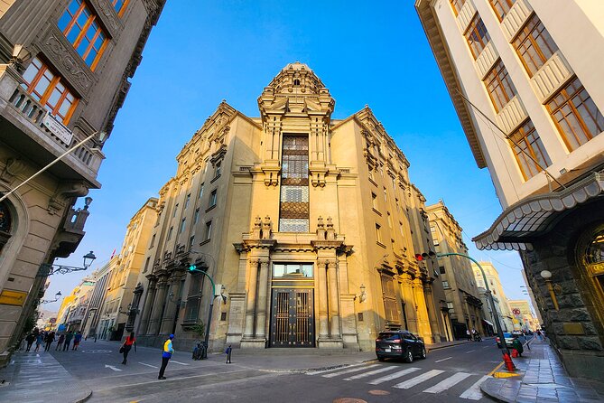 Lima Historic Center Walking Tour - Pisco Sour Tasting