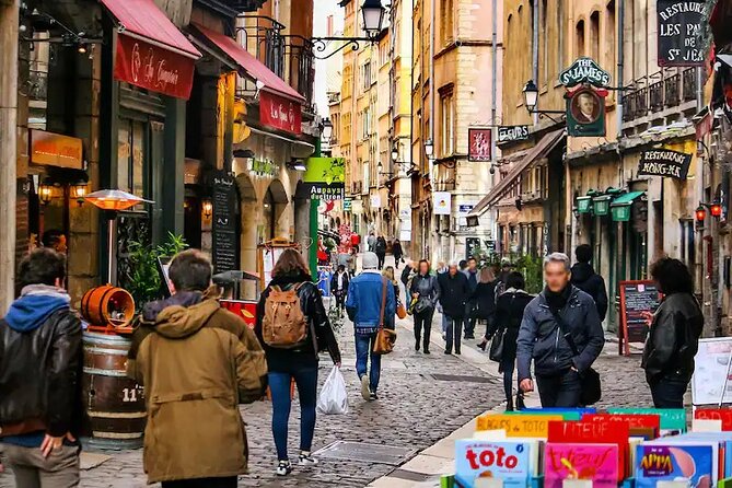 Lyon by Yourself With English Speaking Driver by Car or Van- 4 or 8 Hrs Disposal - Vehicle Options