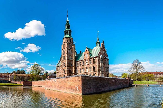 Native Walking Tour to Copenhagen - Getting There