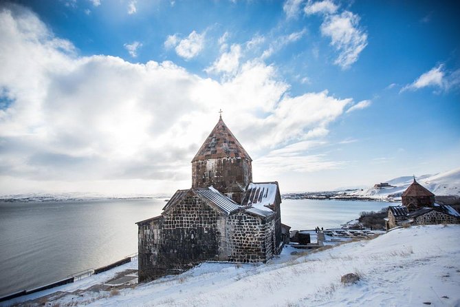 New Year in Armenia - Traveler Recommendations and Restrictions
