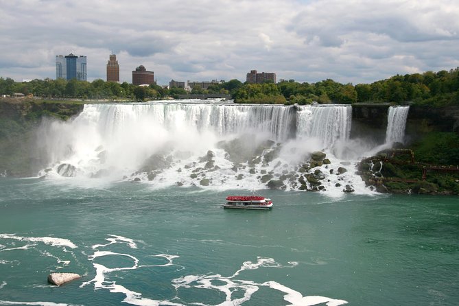 Niagara Falls Canada Tour: Helicopter Ride and Skylon Tower Lunch - Dining at Skylon Tower