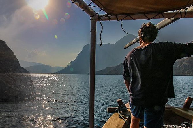 Omani Dhow:Coastal and Sunset Cruise - Tips for an Enjoyable Cruise