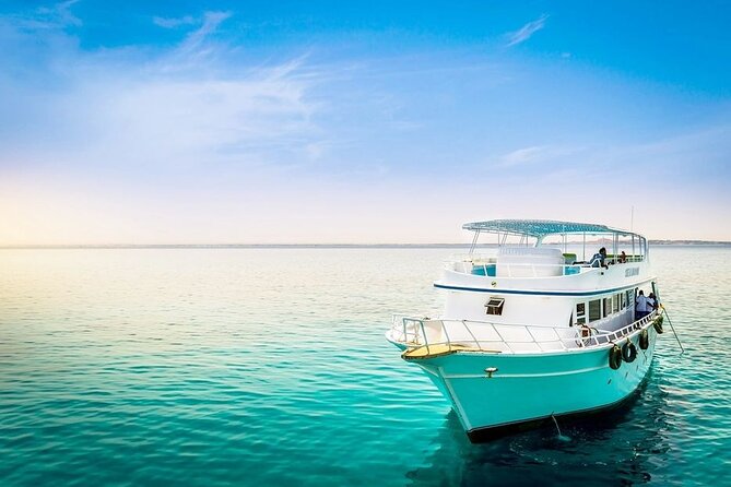 Orange Bay Island Boat Trip and Parasailing With Lunch - Hurghada - Aquatic Adventures