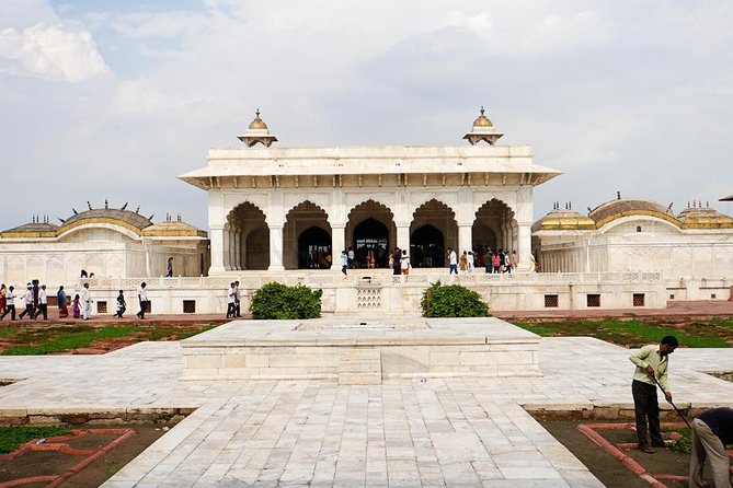 Overnight Agra Tour By Car From Delhi - Accommodation Information
