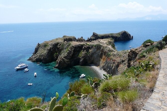 Panarea and Stromboli by Night From Lipari - Reviews