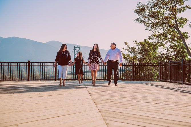 Personal Travel Photographer Tour in Vancouver - Online Gallery Access