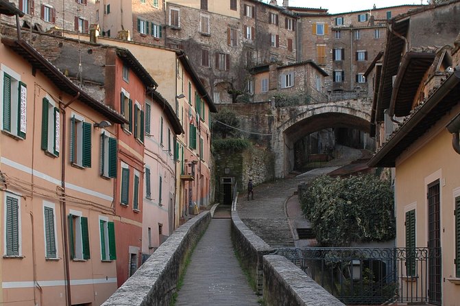 Perugia Private Walking Tour With Licensed Guide - Accessibility and Suitability