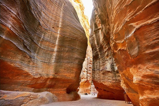Petra & Wadi Rum in 3 Days From Amman Airport - Booking and Cancellation Policy