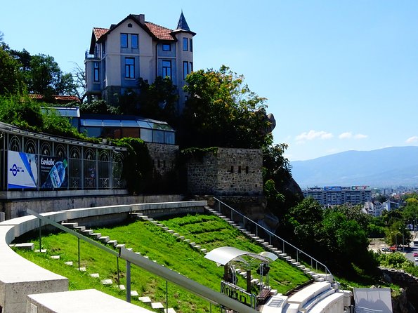 Plovdiv and Thracia Valley With Wine Tasting - Traditional Bulgarian Lunch