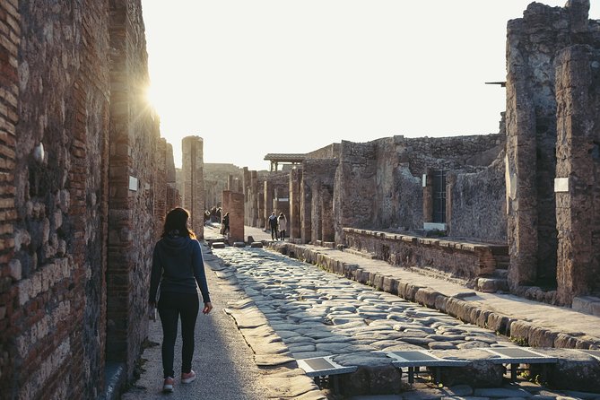 Pompeii: Skip-The-Line-Ticket With Guided Tour - Customer Reviews and Ratings
