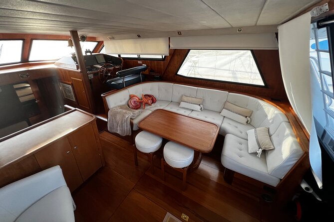 Premium Yacht Tour on the Douro - The Experience on the Douro
