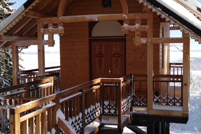 Private 2-Day Trip With Snowshoes - Stunning Mountain Scenery