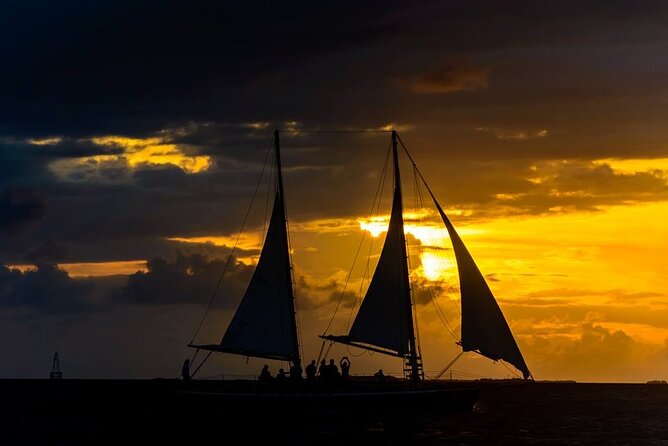 Private 2-Hour Wind and Wine Sunset Sail in Key West - Sunset Sailing Highlights